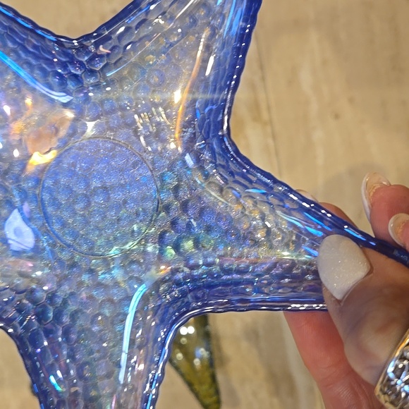 Set of Three Metallic Iridescent Glass Star Fish Accent Pieces - Picture 6 of 9